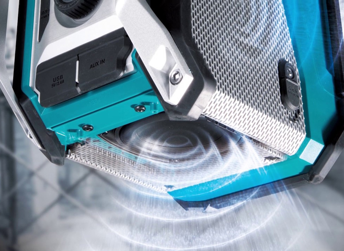 Makita DMR115 Radio Subwoofer