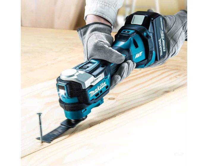 Makita DTM52Z 18v LXT Brushless Multi Tool Starlock Keyless Change Tool Bag Buyaparcel